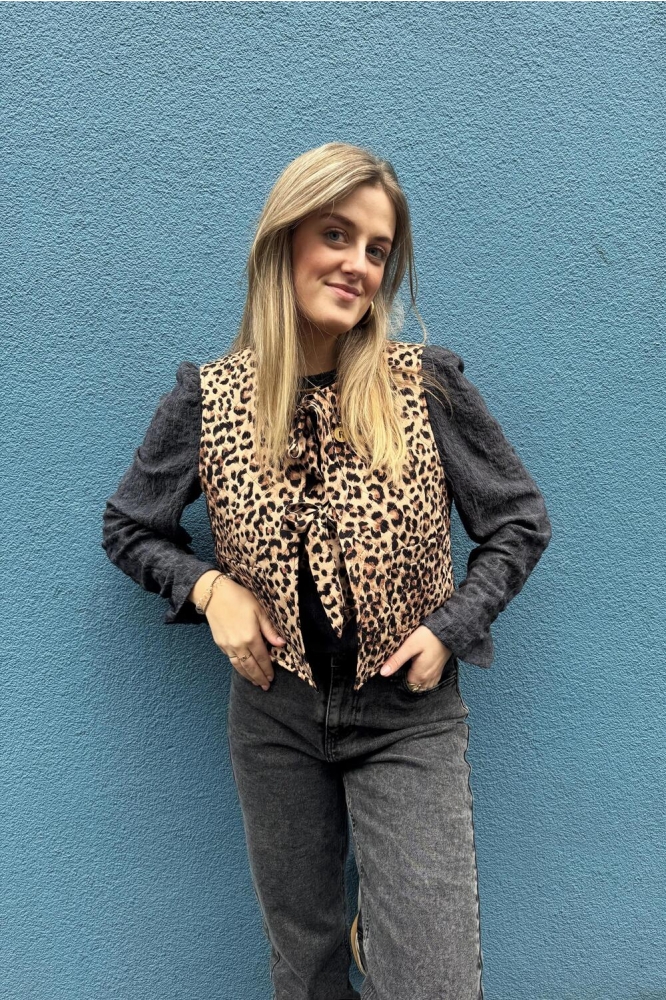 PCSARIA SHORT VEST 17156069 TANNIN/LEOPARD